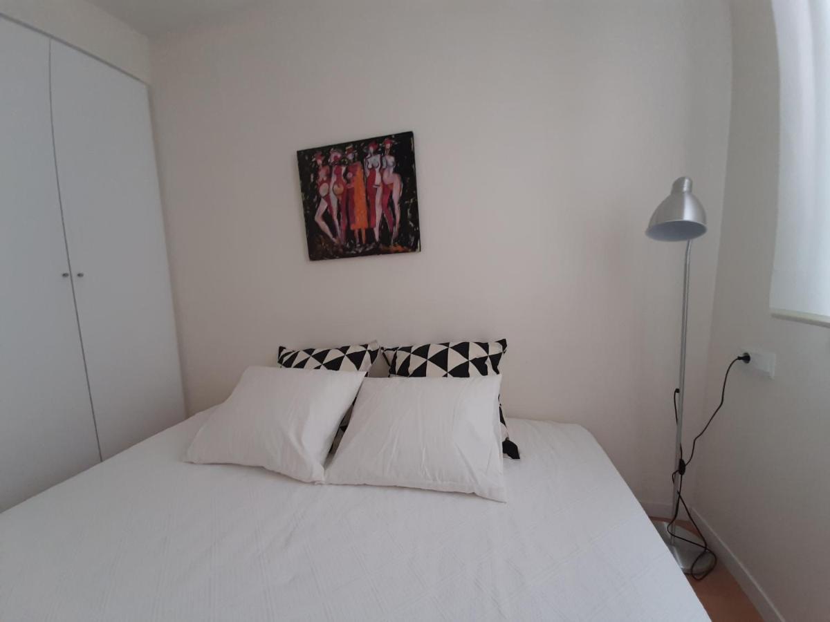 Vivienda Bendicho- Catedral Apartment อัลเมรีอา ภายนอก รูปภาพ