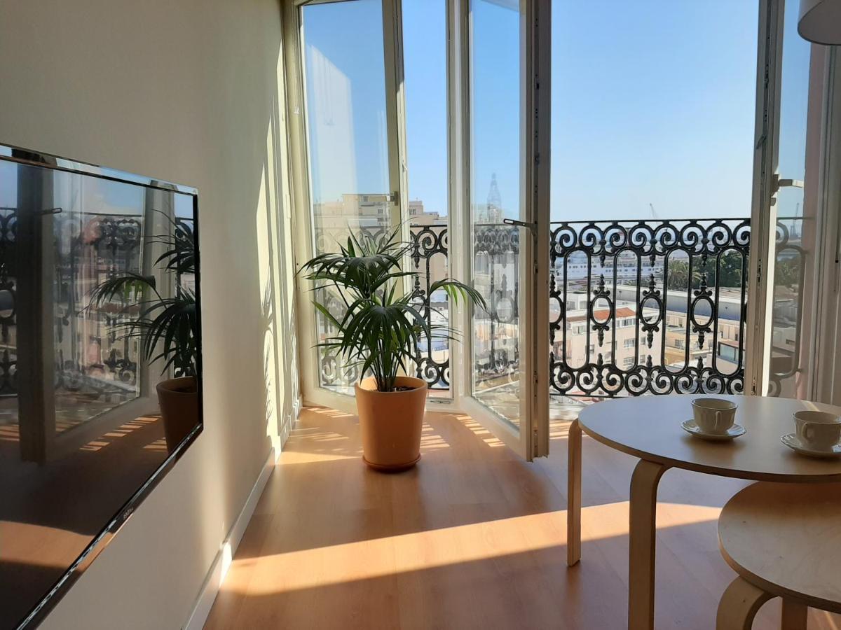 Vivienda Bendicho- Catedral Apartment อัลเมรีอา ภายนอก รูปภาพ