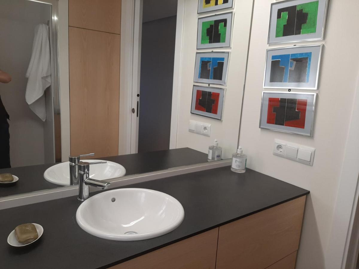 Vivienda Bendicho- Catedral Apartment อัลเมรีอา ภายนอก รูปภาพ